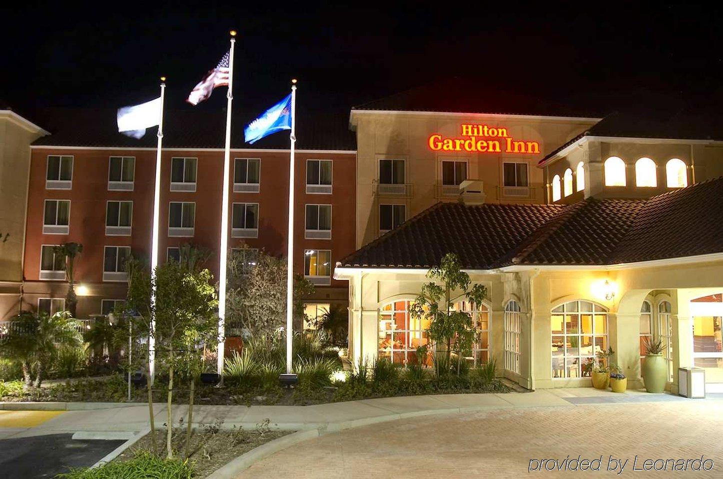 Hilton Garden Inn Fontana Exterior photo